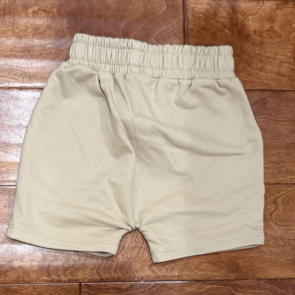 NWT Size 2T Modern Moments Beige Shorts with White Drawstrings